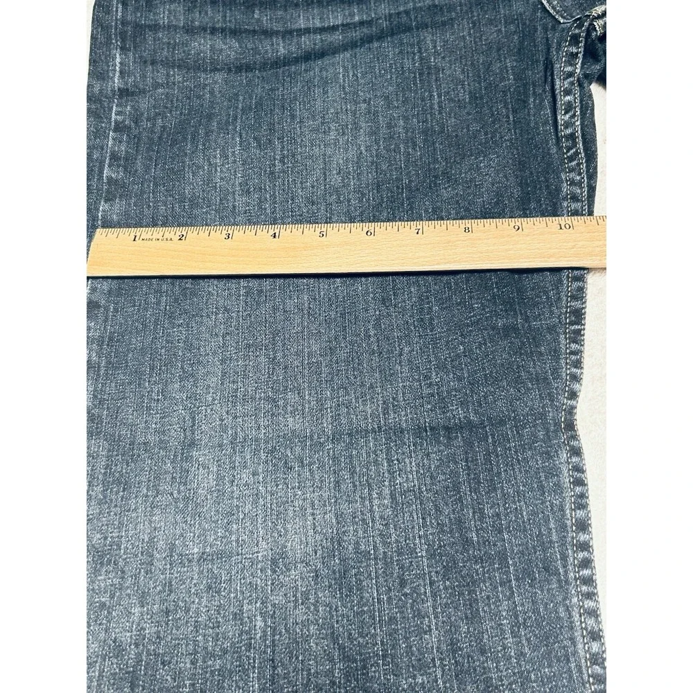 Wrangler Jeans Mens 34x30 99% Cotton 1% Spandex Denim Cowboy Medium Wash VINTAGE